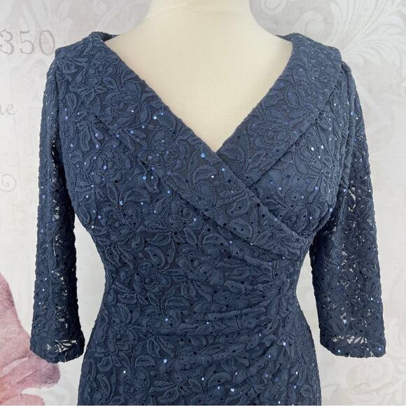 Tahari Arthur S. Levin Navy Sparking Lace Dress Size 10 - Picture 2 of 14